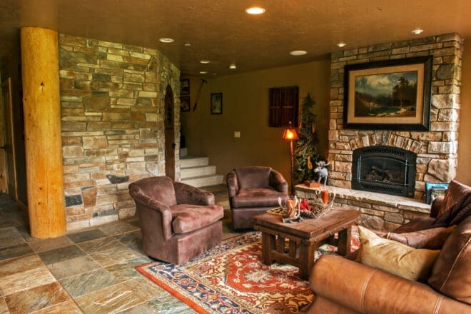 Aspen Country Ledgestone in a home's interior and fireplace