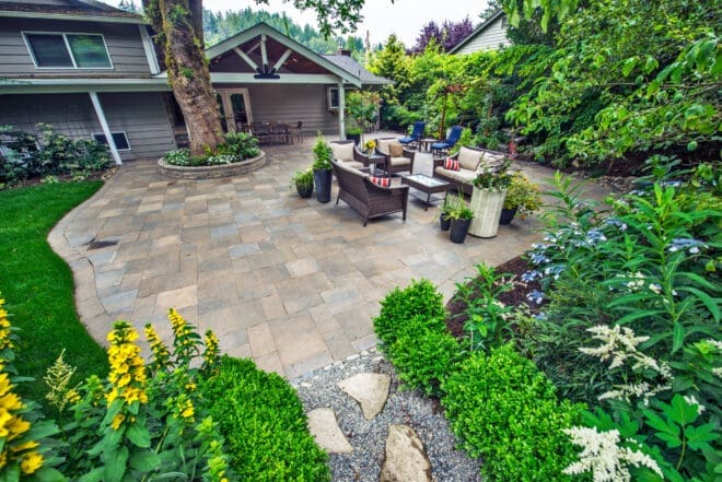 Beautiful patio created with Columbia Slate patio slabs from Mutual Materials