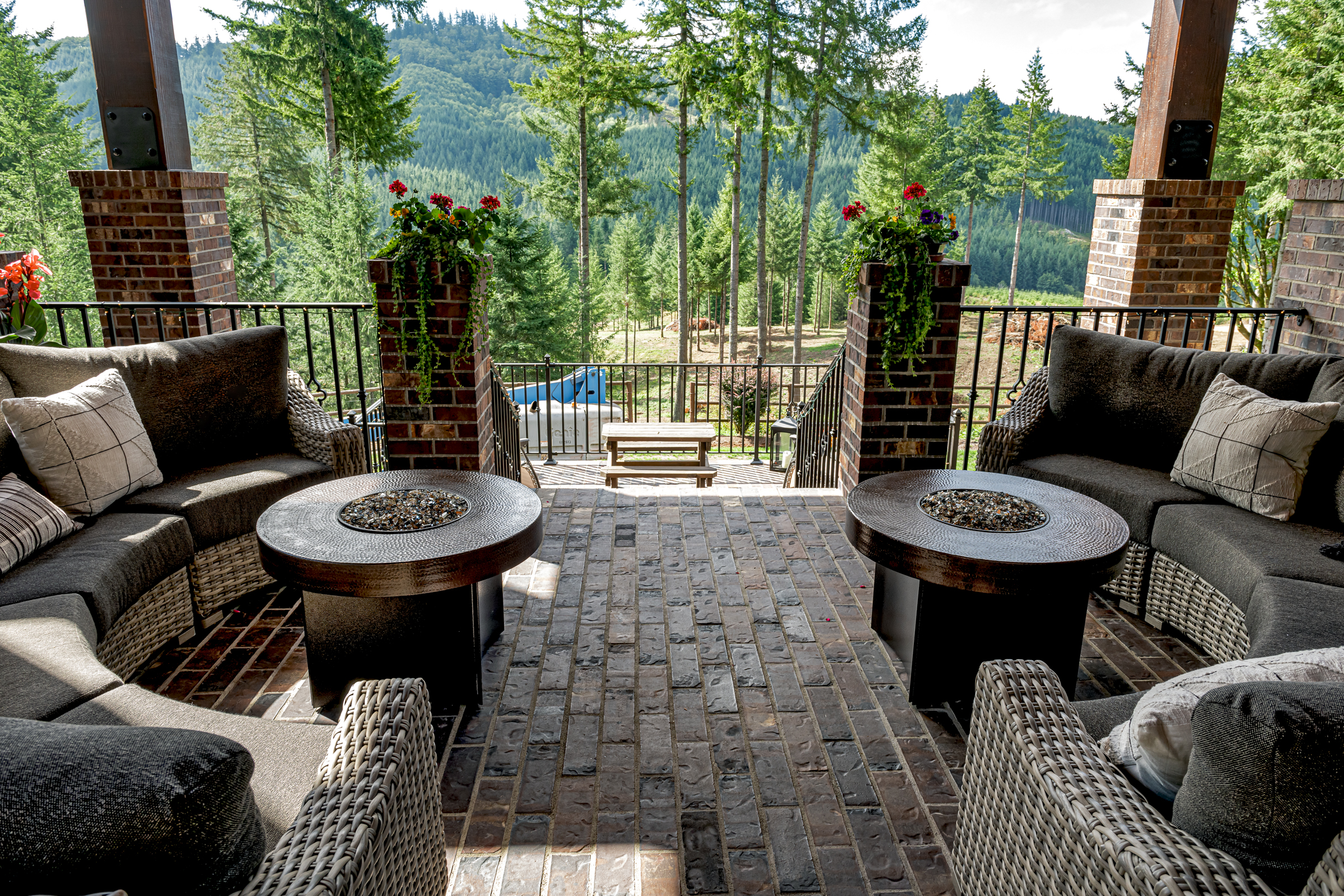 Cozy patio using clay bricks for both the flooring and surrounding columns