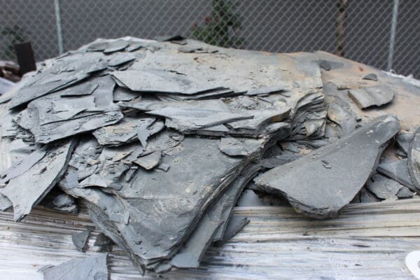 SUI Black Slate Flagstone 1"